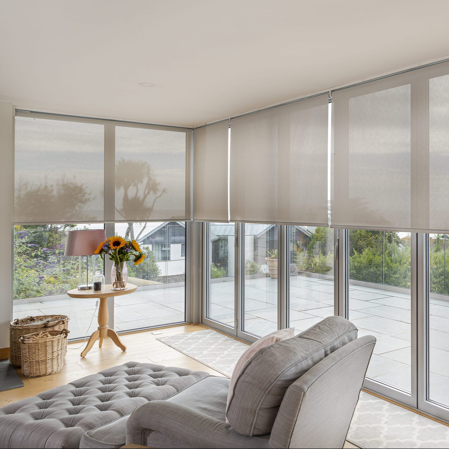 Roller-Blinds-Fabric-groupeve